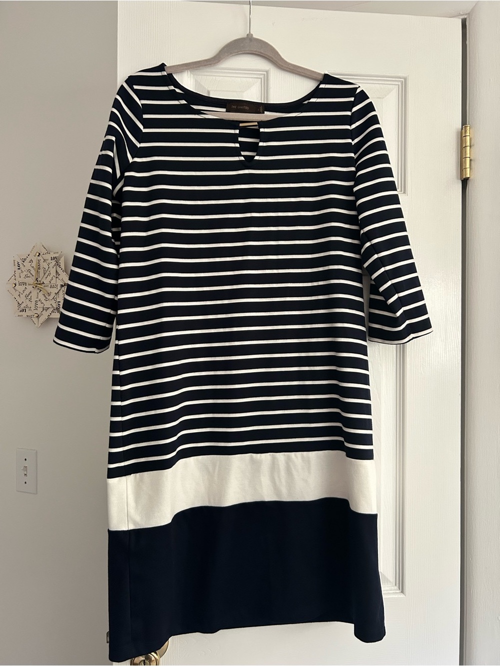 Lovely Casual Women’s Dress Size Large